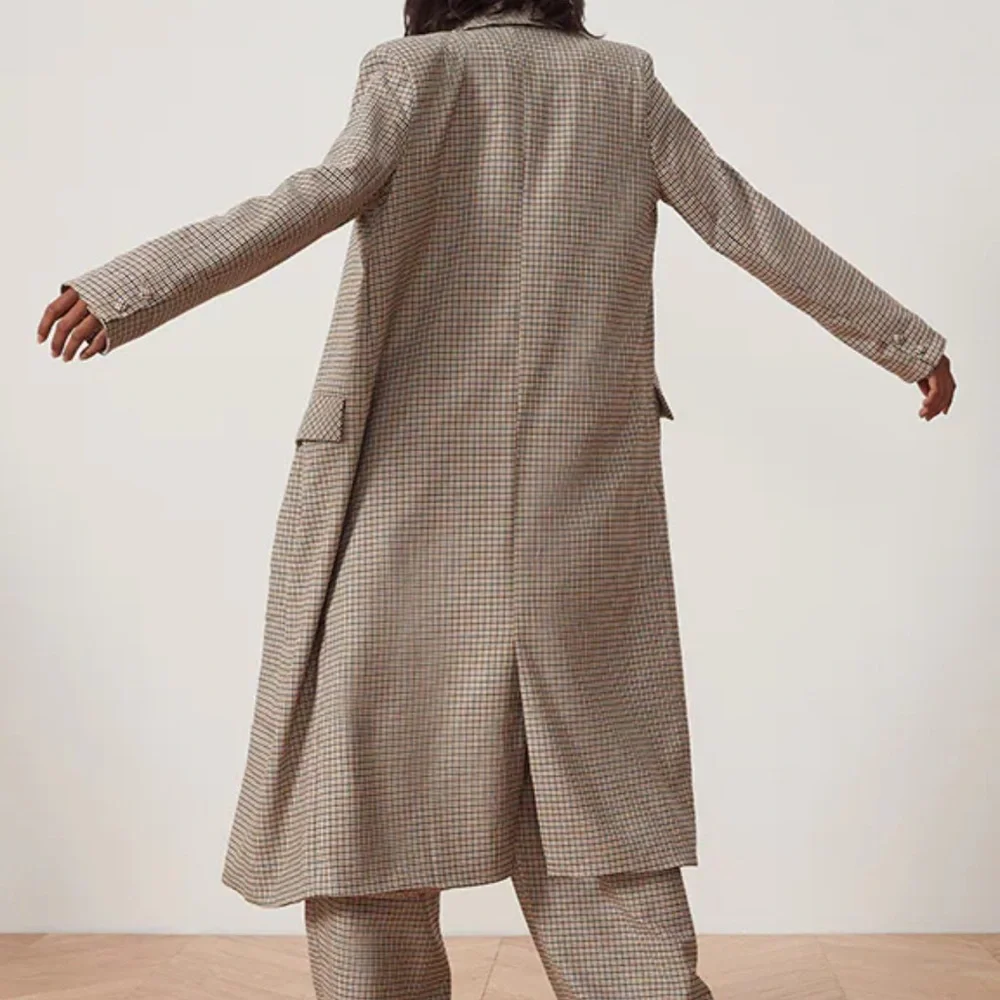 Song of Style Buffy Plaid Coat // Medium - Picture 7 of 15